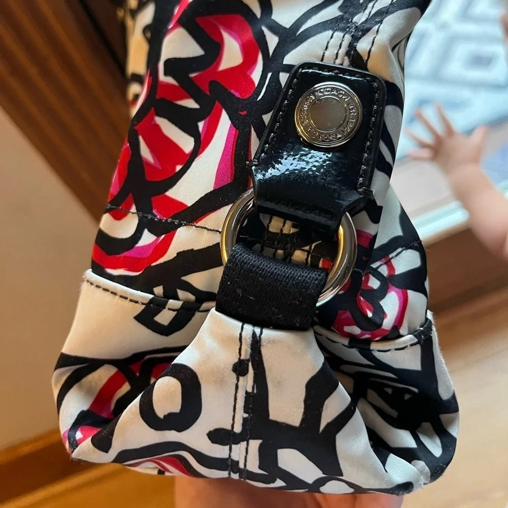 Coach Poppy Graffiti Shoulder Tote - Picture 6 of 13